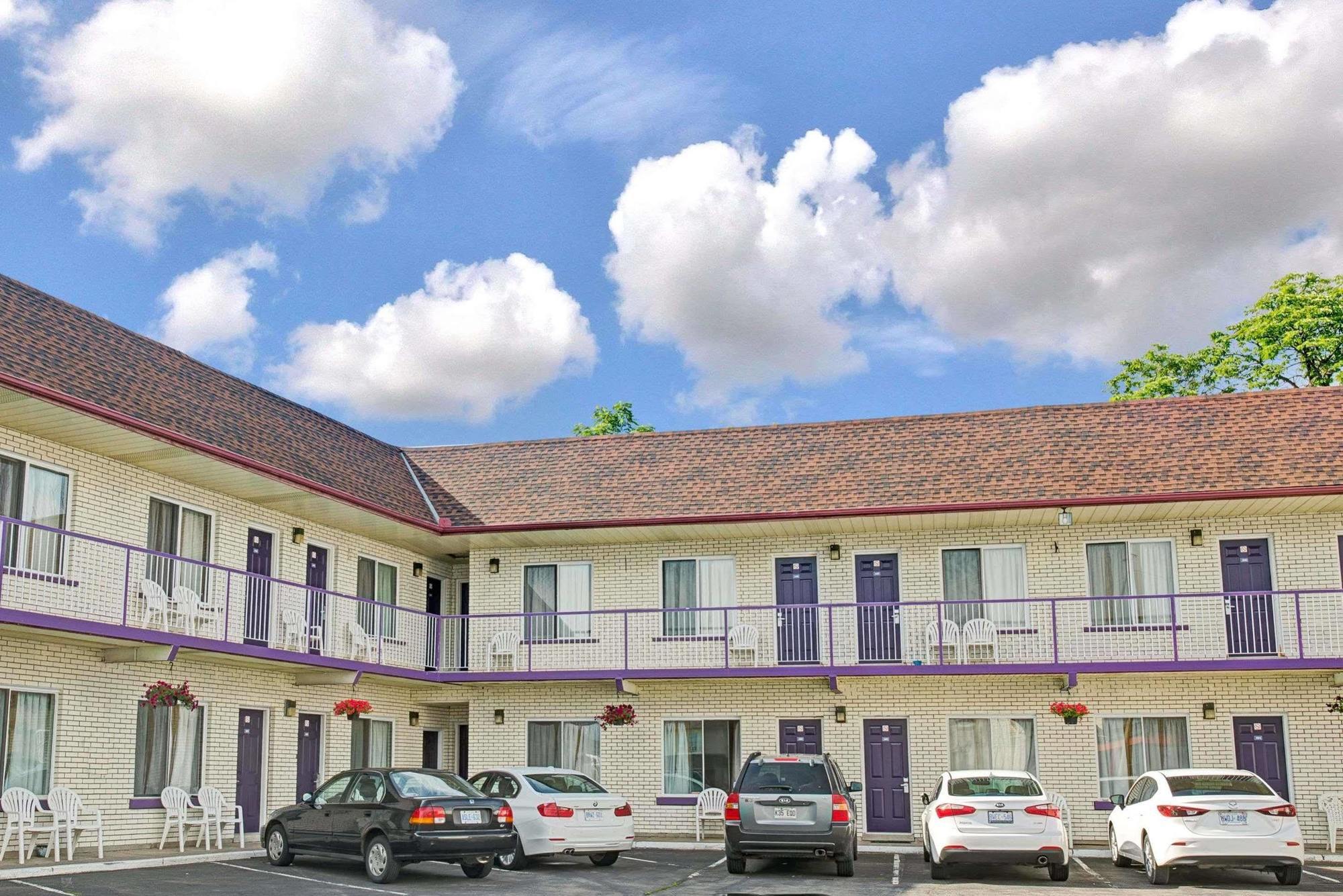 فندق شلالات نياغارافي  فولز لودج باي ذا فولز المظهر الخارجي الصورة